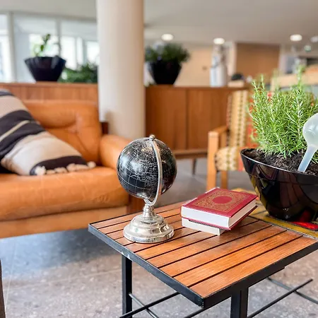 Greet Hotel Montpellier Aeroport Parc Des Expos Отель