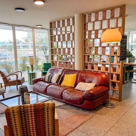 Première Classe Montpellier Est - Parc Des Expositions - Aéroport Hotel 2*