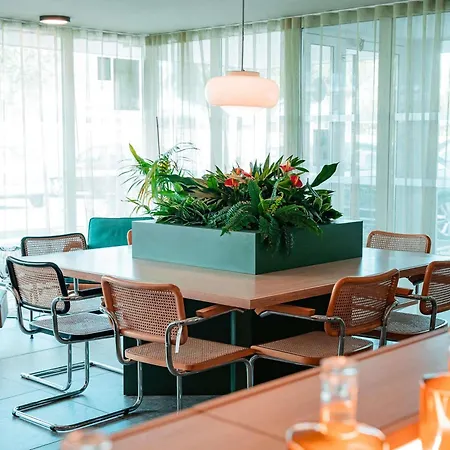 ホテル Greet Montpellier Aeroport Parc Des Expos 2*